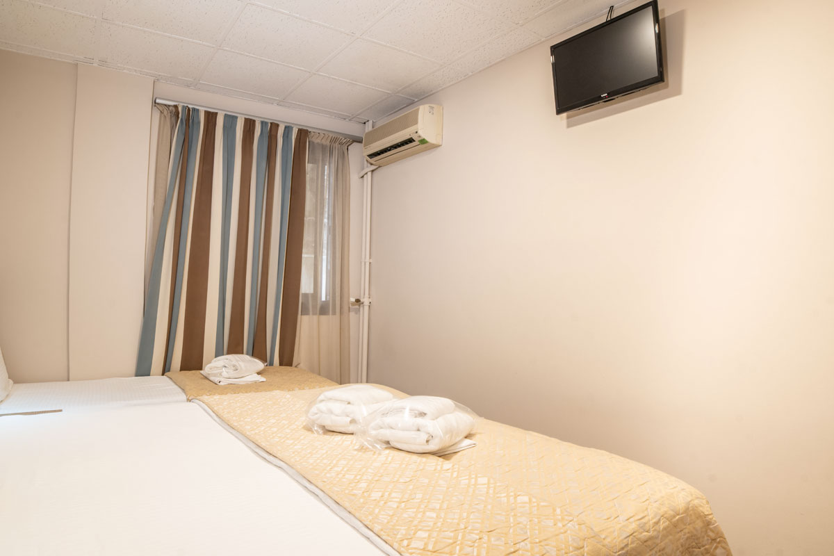 Argo Anita Hotel Standard Single Rooms 2